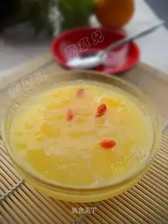 Stewed Tremella with Gonggan