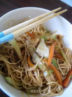 assorted fried noodles
