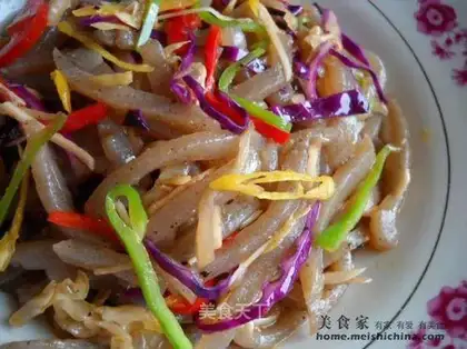 Hot and sour konjac shredded