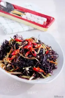Amethyst seaweed salad