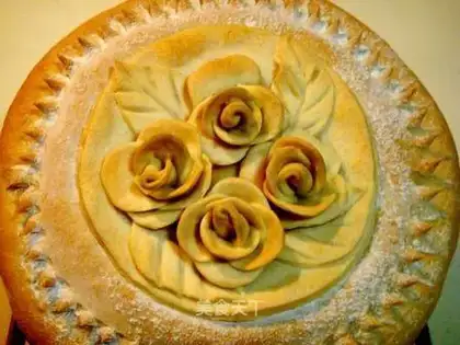 Hard bread shaped with flowers