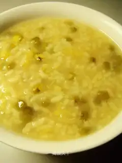 Rice and mung bean porridge
