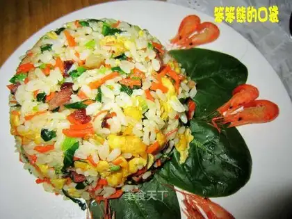 Fried rice with bacon and vegetables