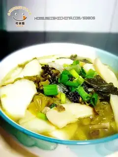 Chinese cabbage rice cake soup