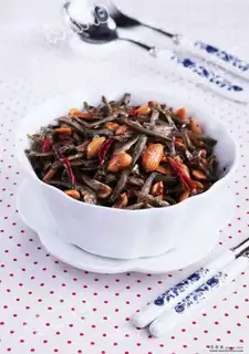 Spicy dried fish