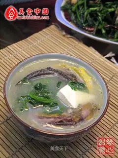 Snake stick fish soup