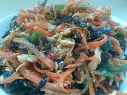 Shredded chicken with fish flavor