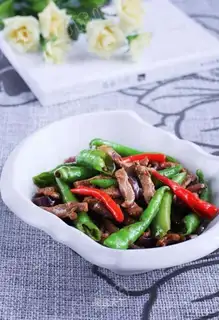 Beef tenderloin with drum pepper