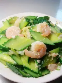 Fried Shrimp with Cucumber