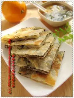 Seaweed and pretzels home-cooked pancakes