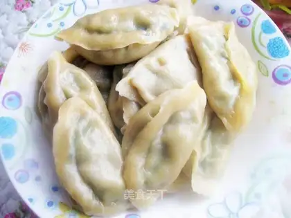 steamed dumplings with three delicacies