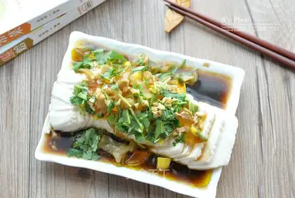 Eggs and tofu