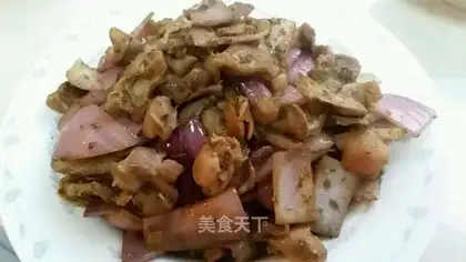 The onions are burning chicken