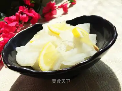 Lemon pickled carrots