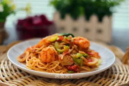 Shrimp noodles