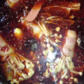 Hot Sichuan hot pot