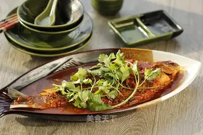 Bean petals burn the fish