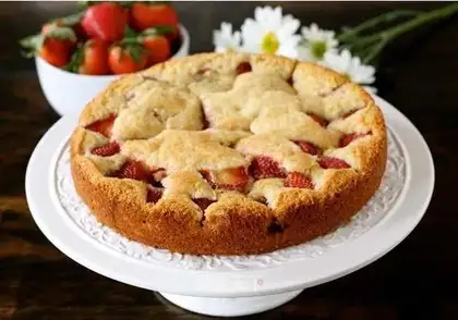 Strawberry cake
