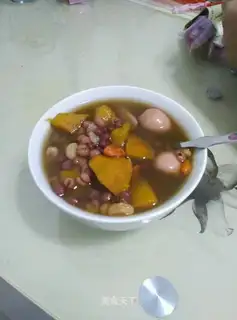 ♪ Rice, red beans, sugar ♪