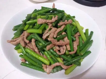 Garlic meat