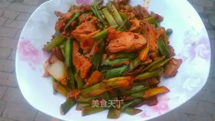 Spicy garlic sprouts