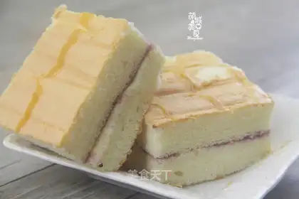 Chiva blueberry cake