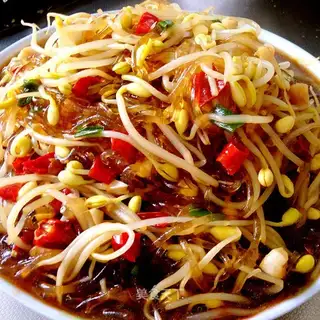 A bean sprouts fan
