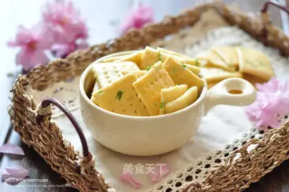 Onion soda cookies