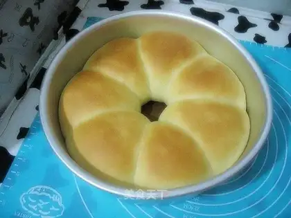 The orange bread of fruit