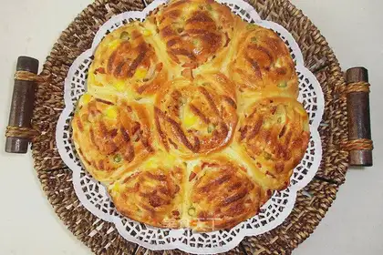 Bacon cheese rolls