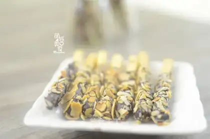 Chocolate crackers