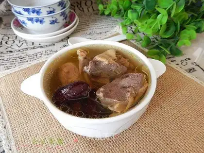 Weedy pigeon soup