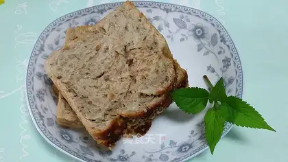 walnut peanut toast