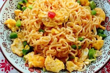 Fried noodles