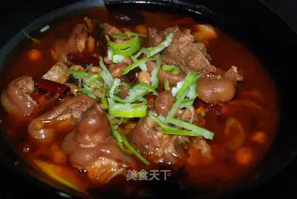 Peanut pig feet