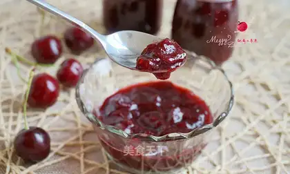 Delicious cherry sauce