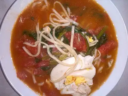 Tomato egg noodles