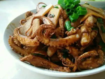 White and fried octopus