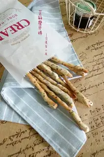 Sesame grinding sticks
