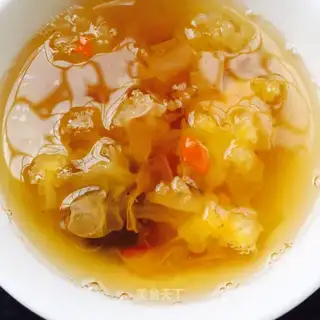 I'll have a silver ear soup