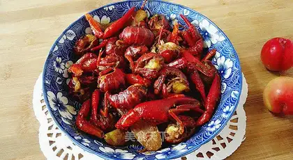 Red-cray shrimp ball
