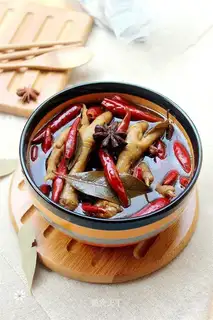 Chicken claws