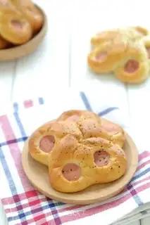 Black pepper ham bread
