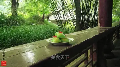 The Jade Rose Treasure