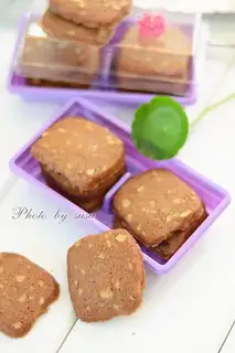 walnut chocolate pie