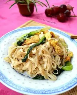 Egg-cutter fried noodles