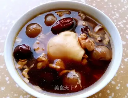 Chicken tea with red dates