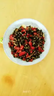 Dried snails