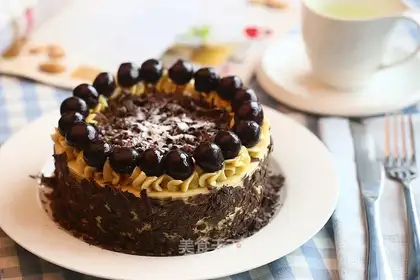 Black forest cheesecake