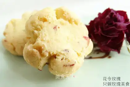 Rose cookies